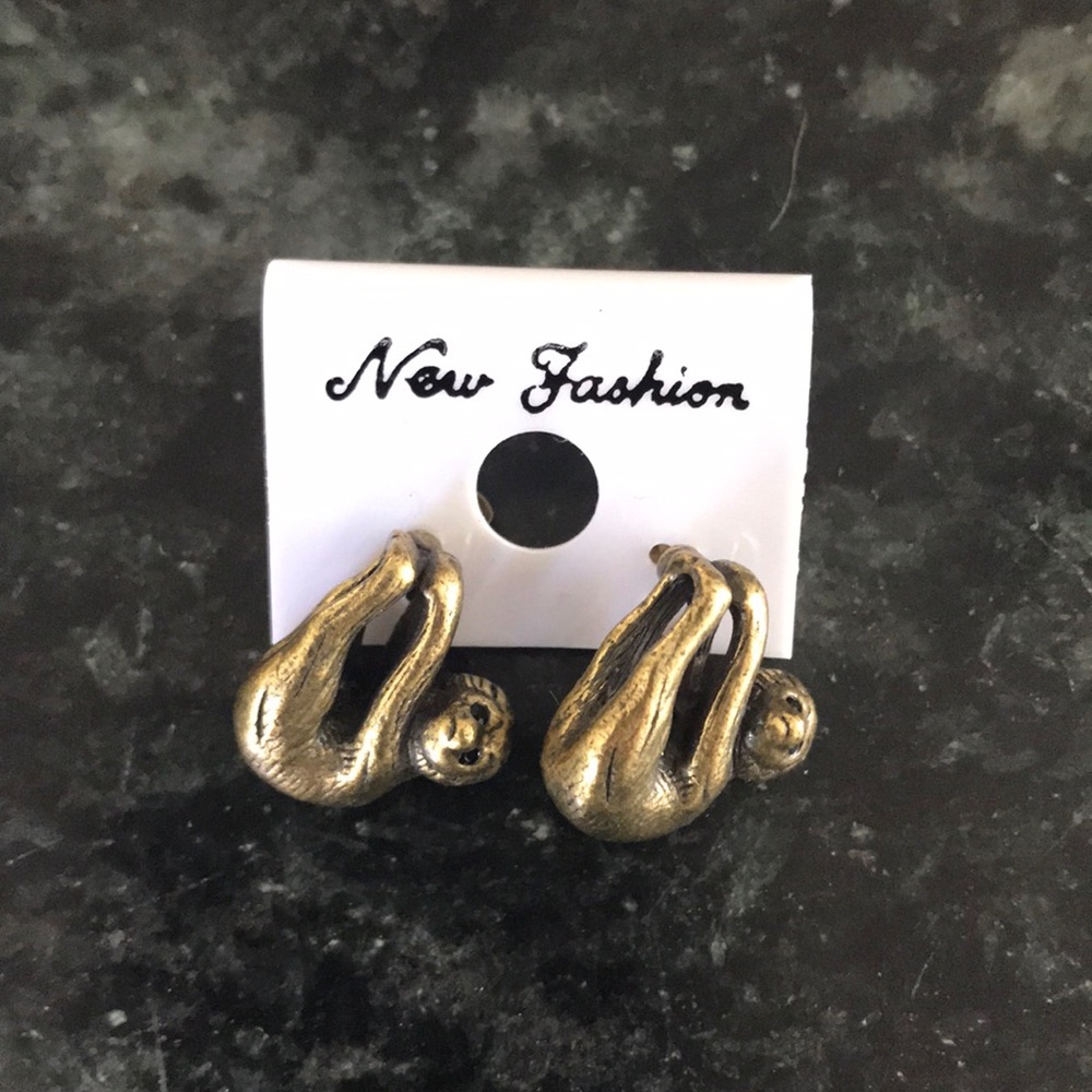 Sloth earrings!!!